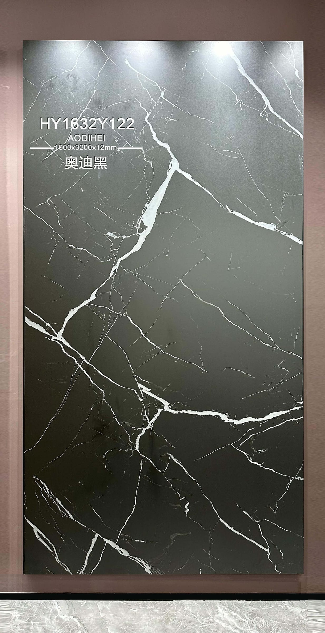 奥迪黑工地实拍图