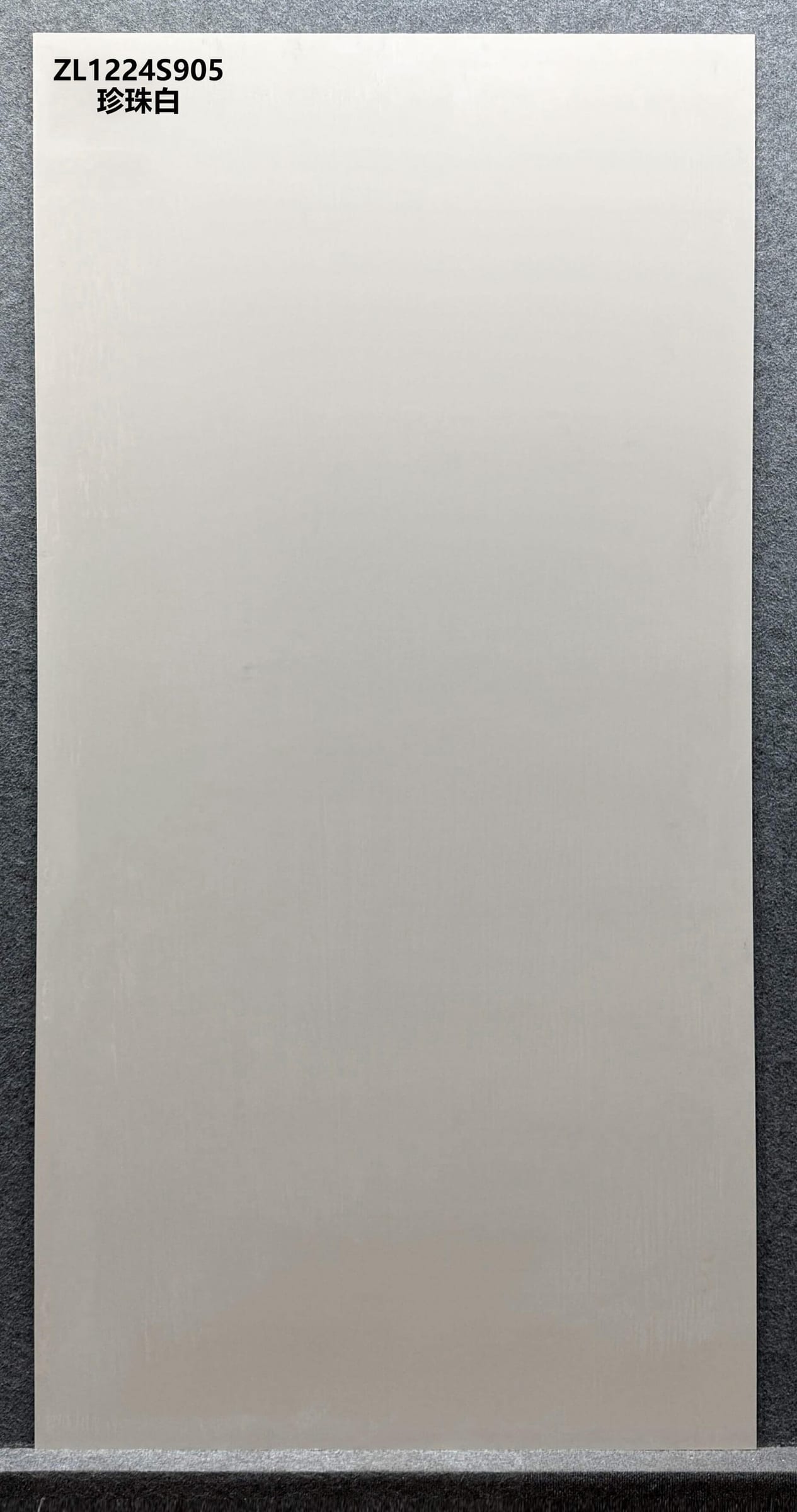 ZHEN ZHU BAI - foto real